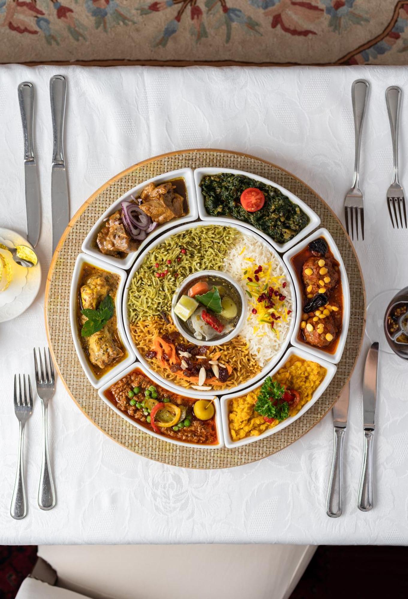 Hotel Restaurant Kutchi Bellevue Екстериор снимка