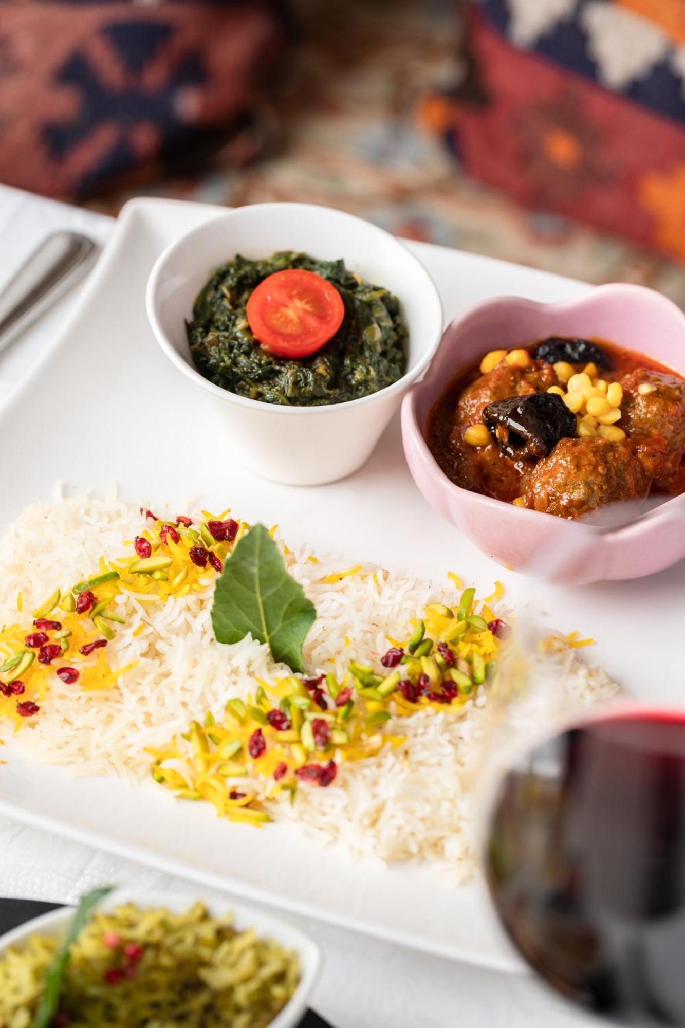 Hotel Restaurant Kutchi Bellevue Екстериор снимка
